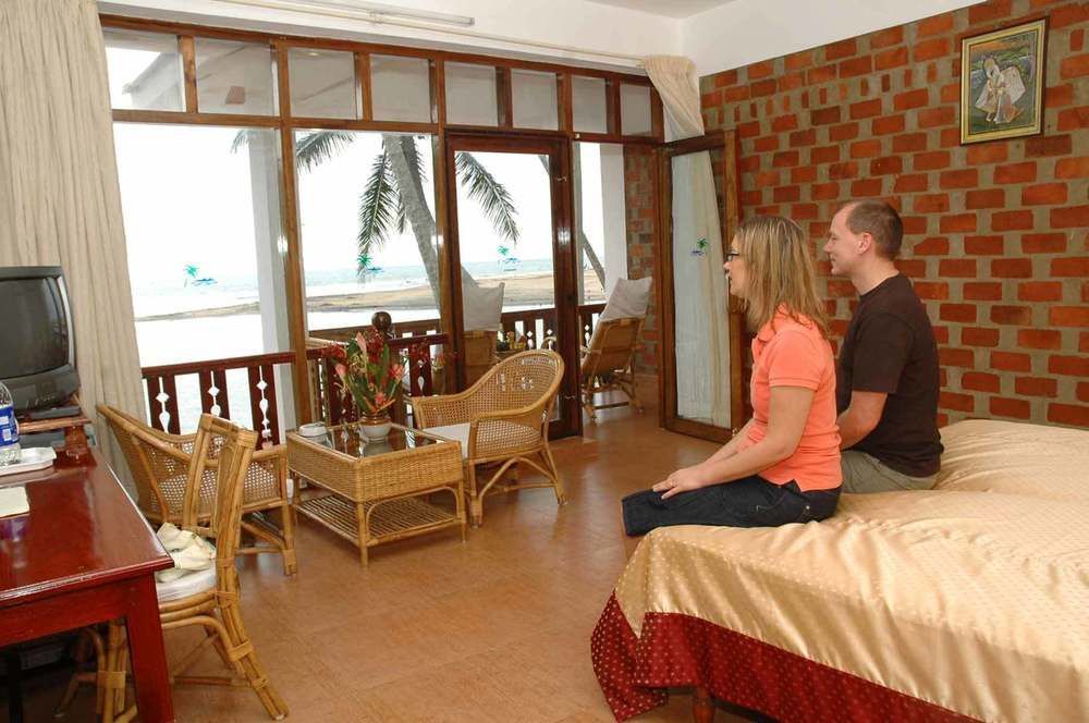 Beach And Lake Ayurvedic Resort, Kovalam Exteriör bild