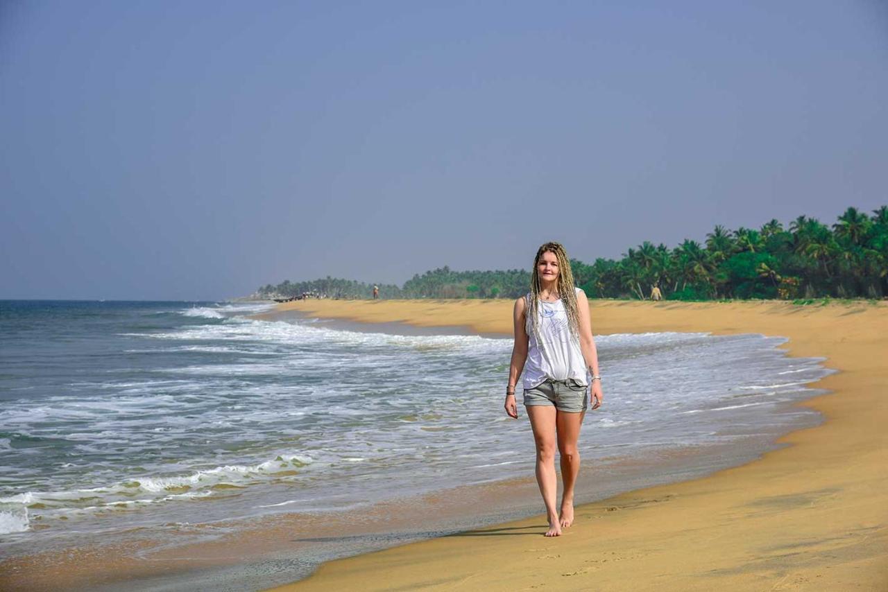 Beach And Lake Ayurvedic Resort, Kovalam Exteriör bild